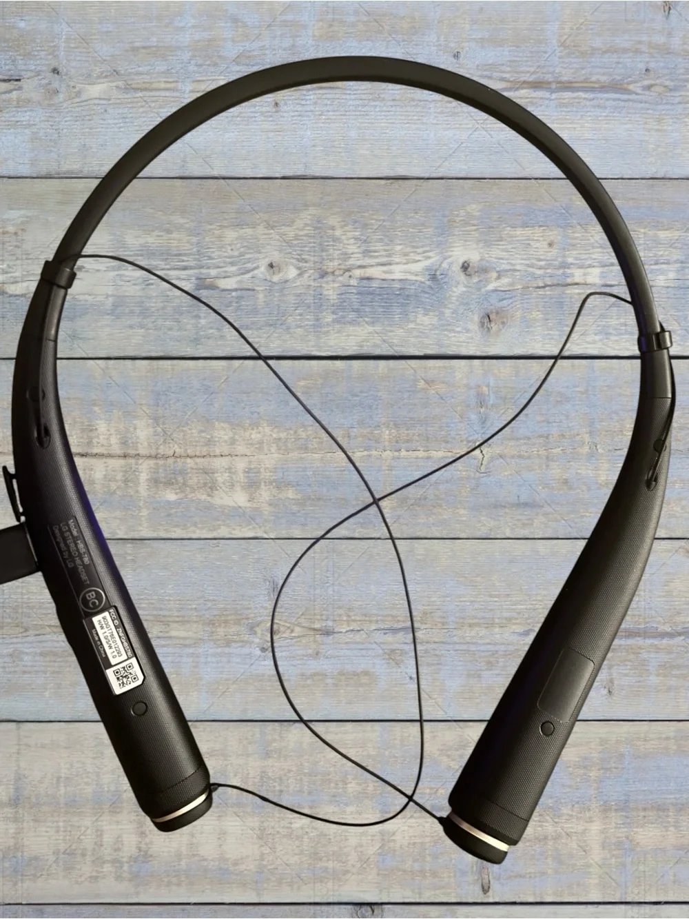 LG TONE PRO HBS-780 Bluetooth Wireless Stereo Neckband Headset — NEW NEVER USED